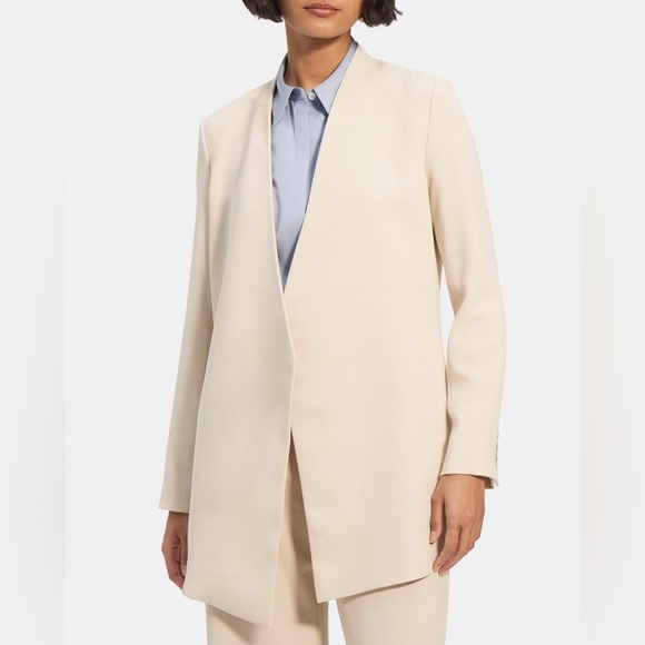 THEORY Winola Open Front Blazer Jacket in an off white/beige - size 2 - Picture 2 of 14